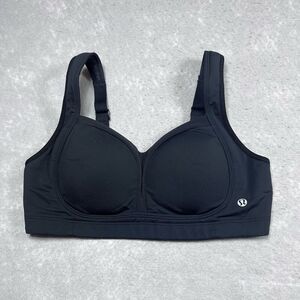 Lululemon Bra Womens 36C Black Tata Tamer Sports Bra Wide Adjustable Straps Cap